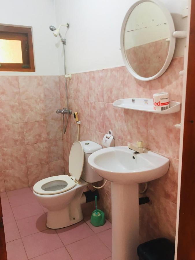Dilena Beach Inn Тангалла Экстерьер фото