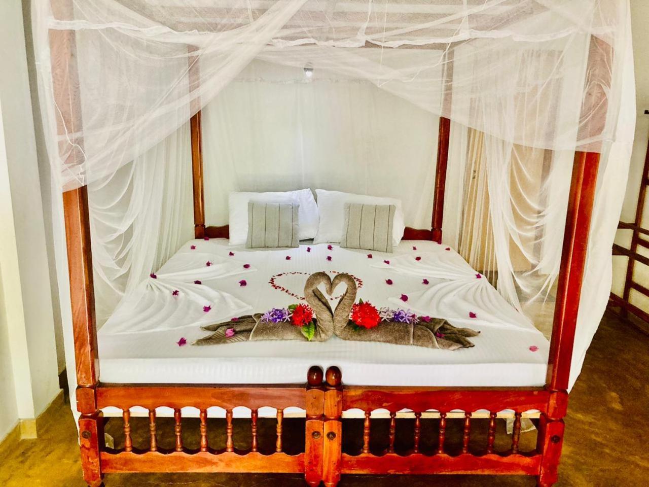 Dilena Beach Inn Тангалла Номер фото