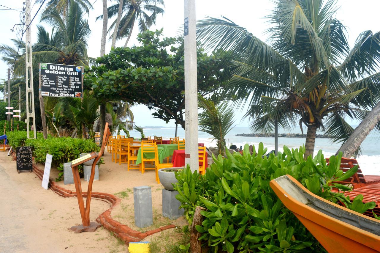 Dilena Beach Inn Тангалла Экстерьер фото