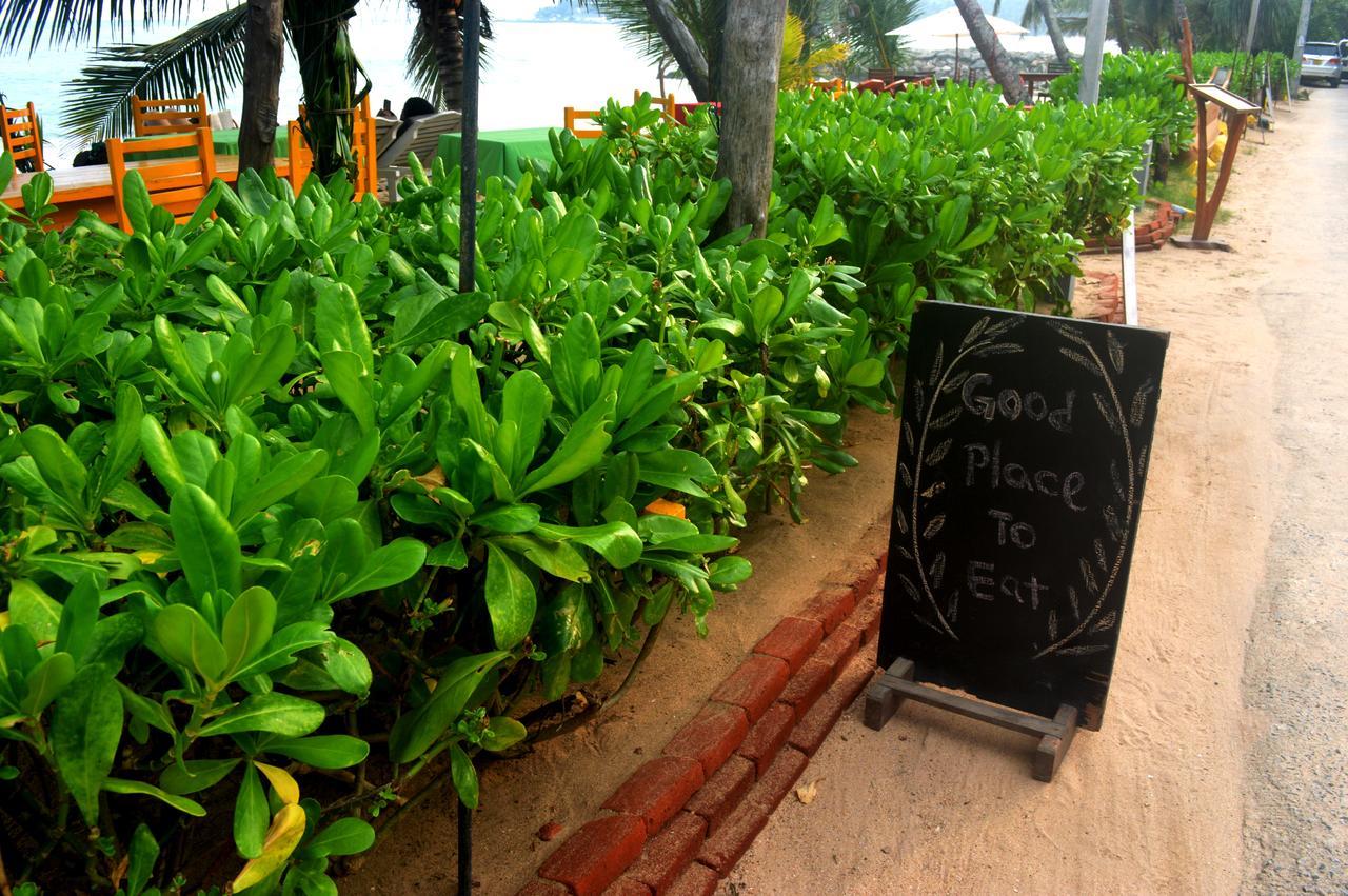 Dilena Beach Inn Тангалла Экстерьер фото
